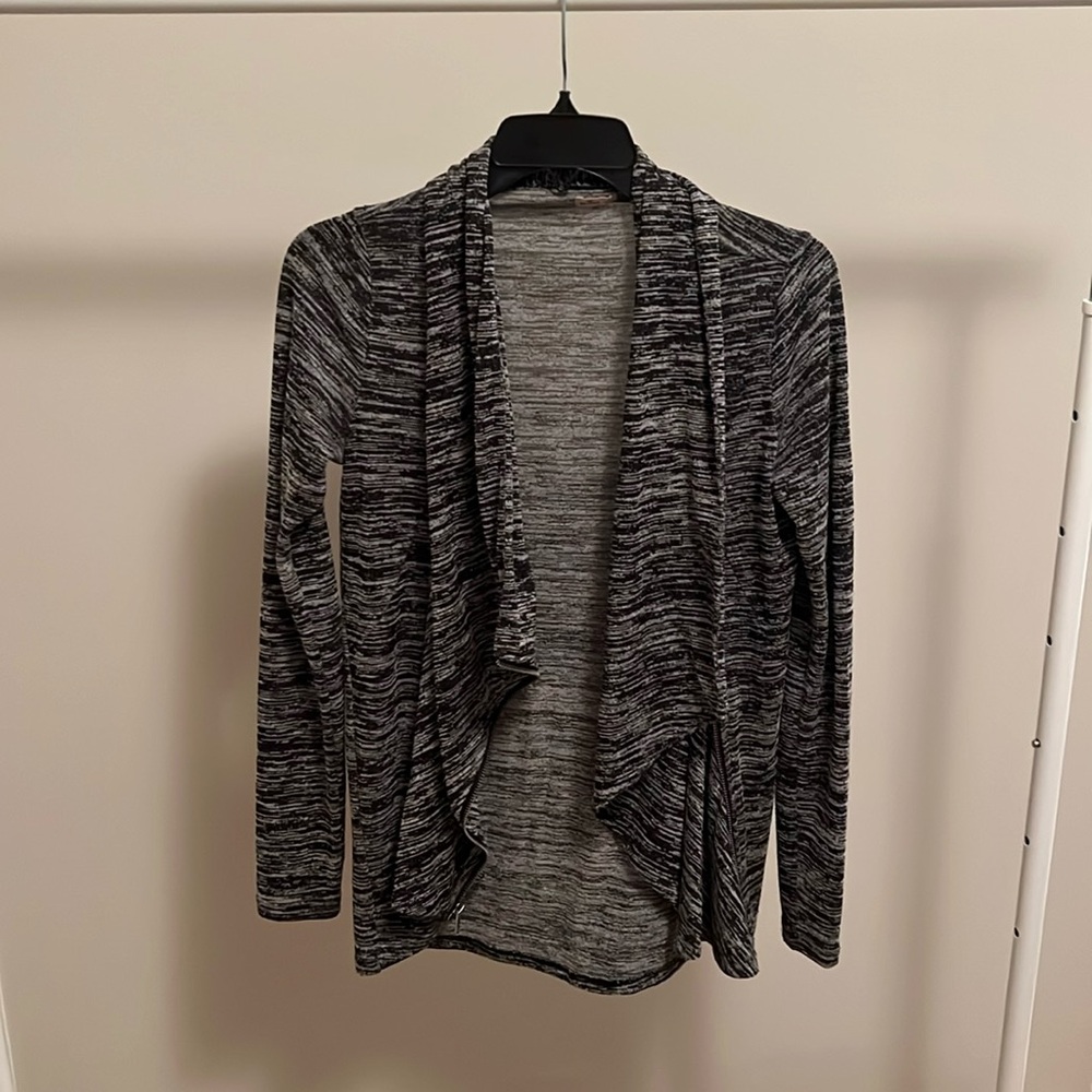 Hollister cardigan
